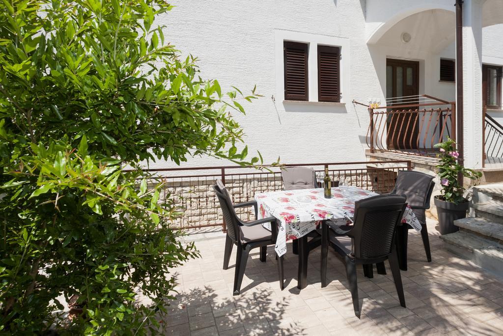 Apartments Prekalj Poreč Exteriör bild