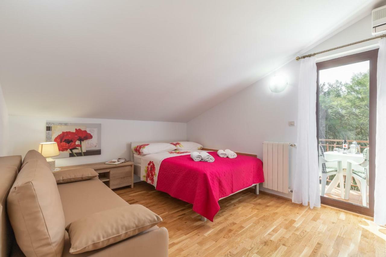 Apartments Prekalj Poreč Exteriör bild